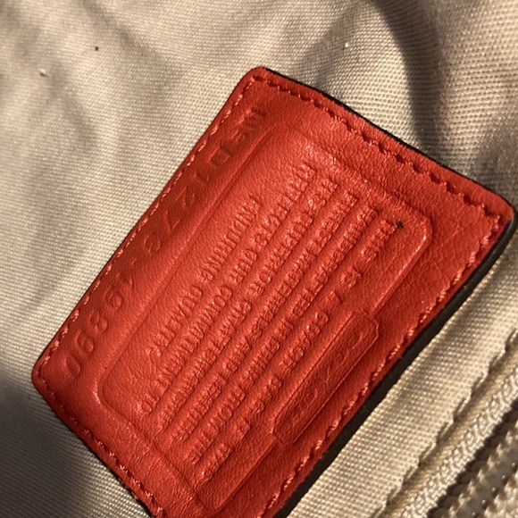 Coach Peach Purse EUC - Picture 5 of 11